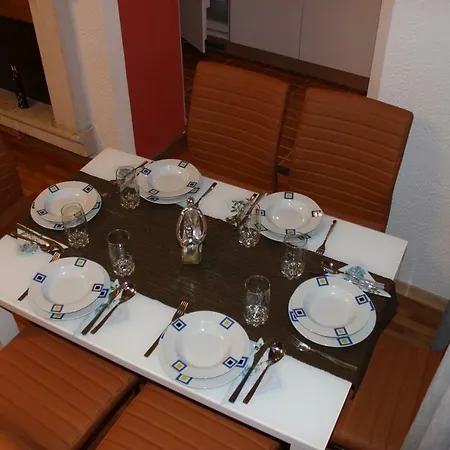 Room's Lägenhet