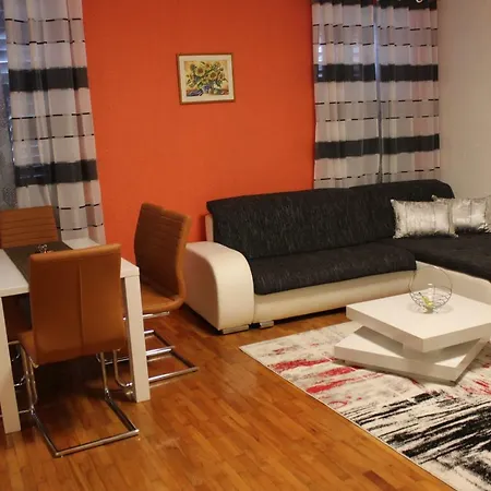Room's Lägenhet *