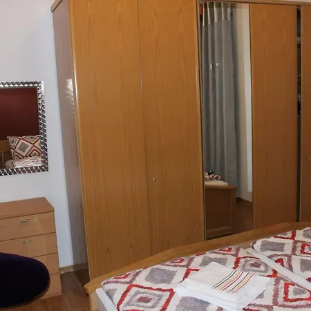 Room's
