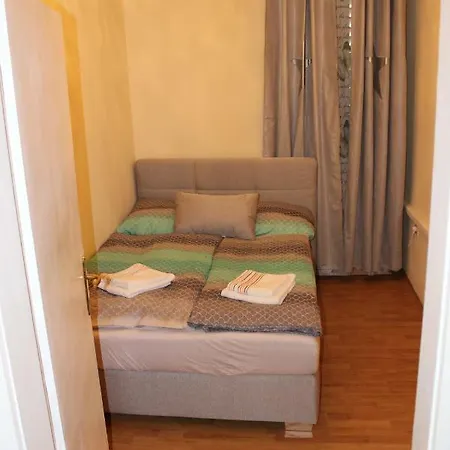 Room's Lägenhet Piran